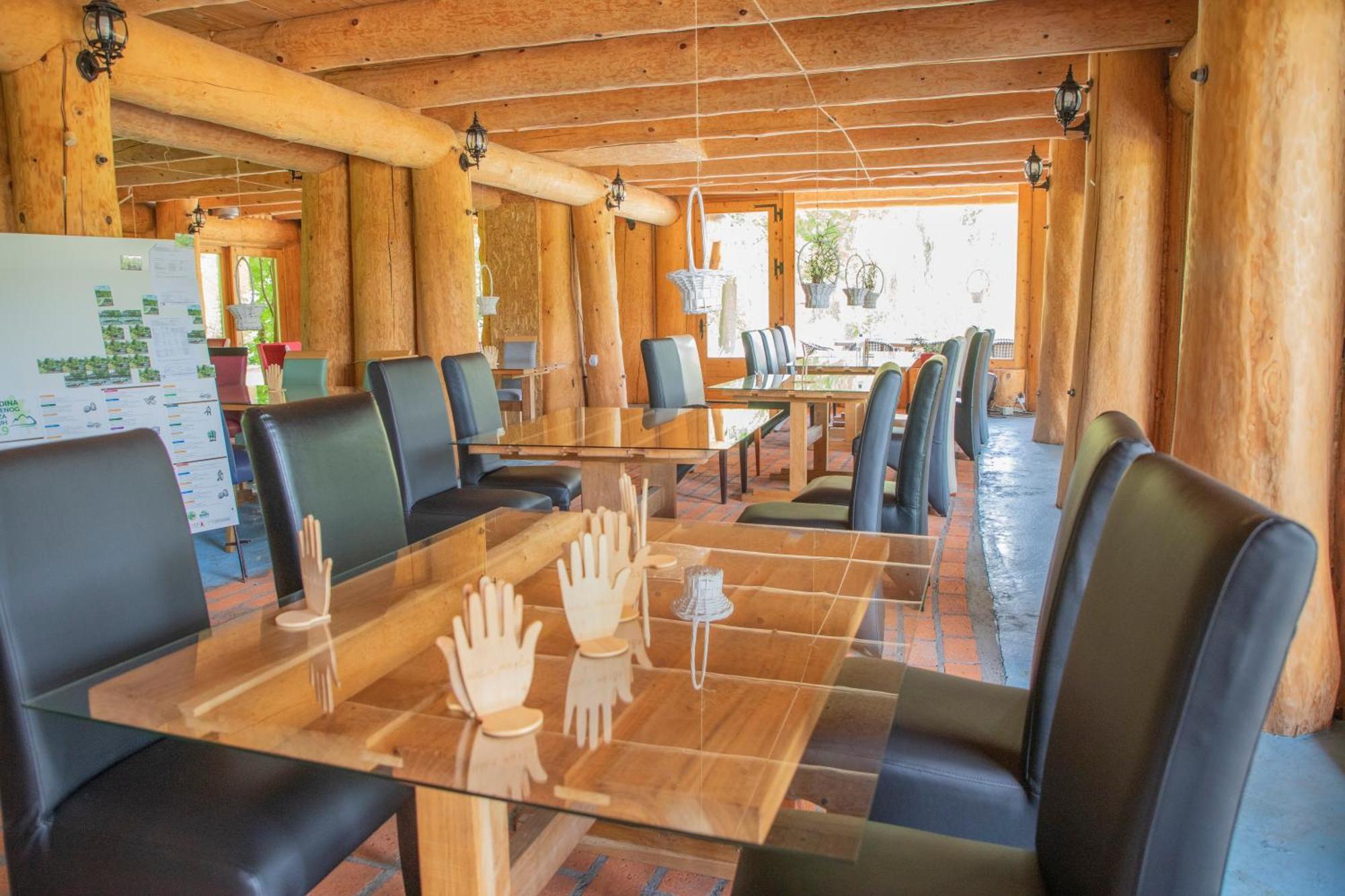 Guest House Mala Prica Zivinice Dış mekan fotoğraf
