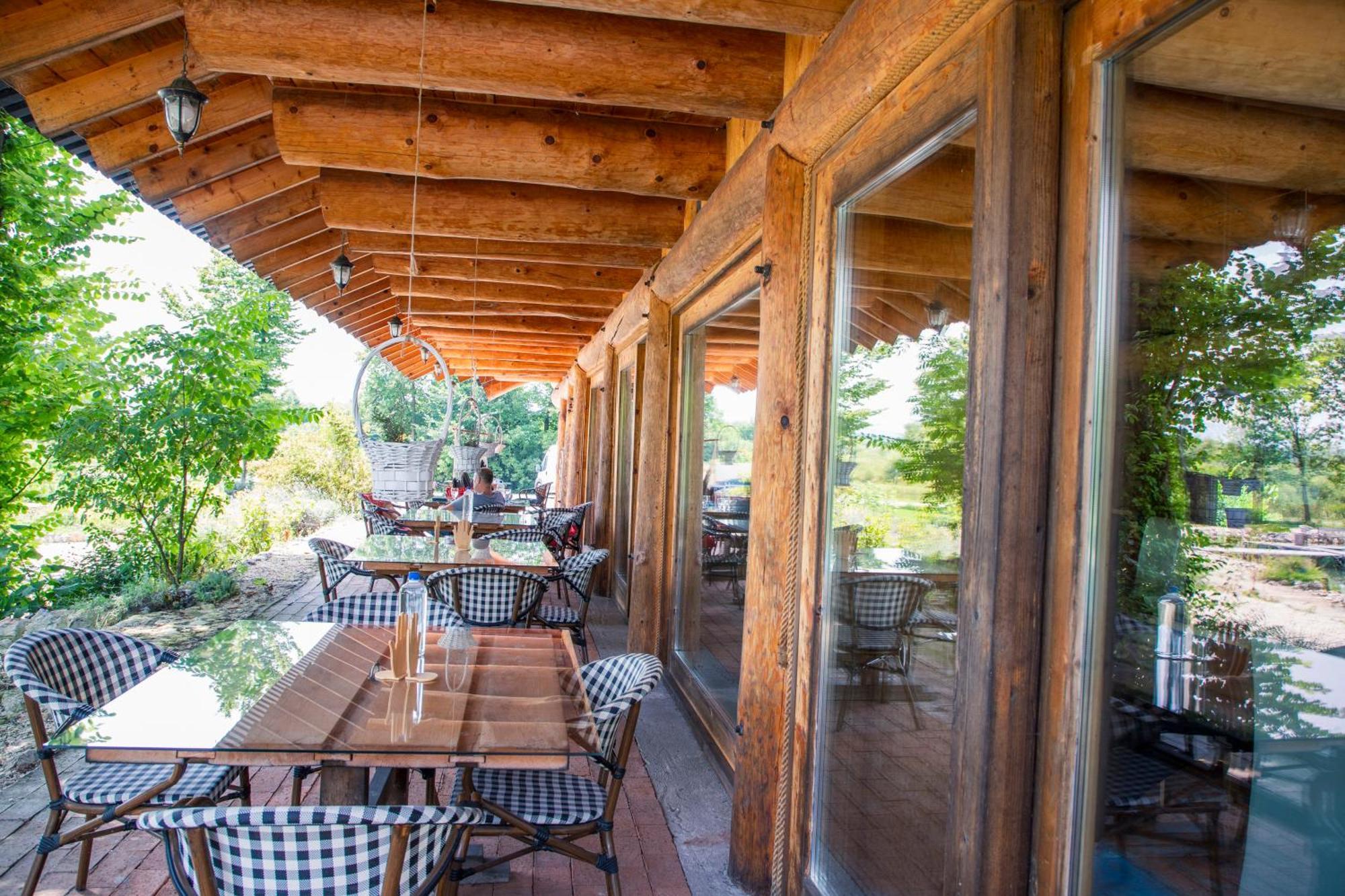 Guest House Mala Prica Zivinice Dış mekan fotoğraf