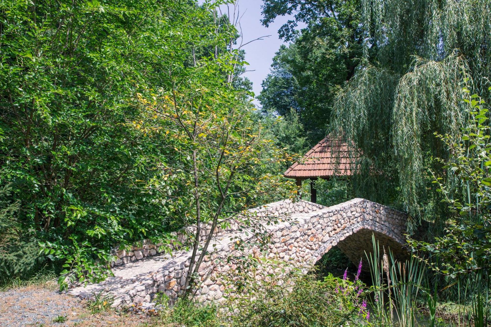 Guest House Mala Prica Zivinice Dış mekan fotoğraf